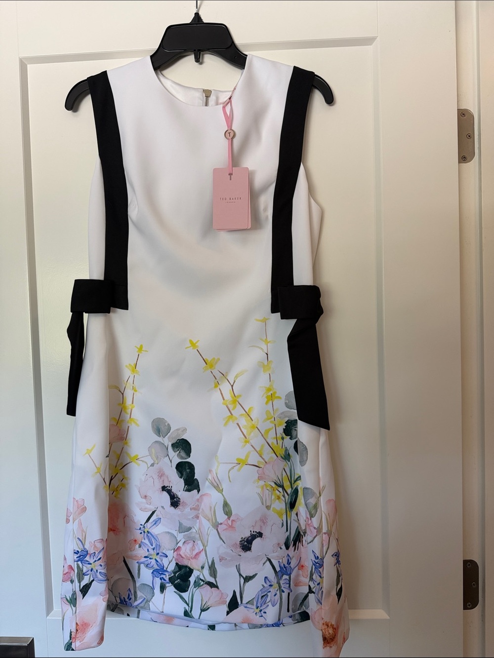 Women’s Ted Baker White Floral A-Line Dress with Black Accents